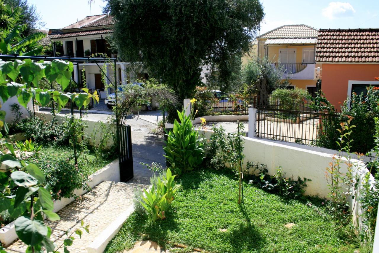 Fotini'S House Apartment Ipsos Ngoại thất bức ảnh